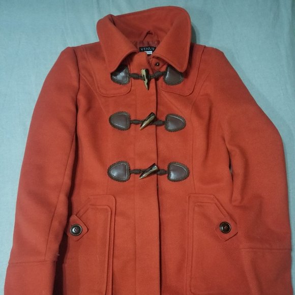 Venus Coat with Faux Fur detatchable hood - Picture 2 of 6